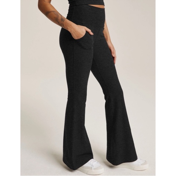 BEYOND YOGA Spacedye High Waisted All Day Flare Pant in Darkest Night - Picture 2 of 12